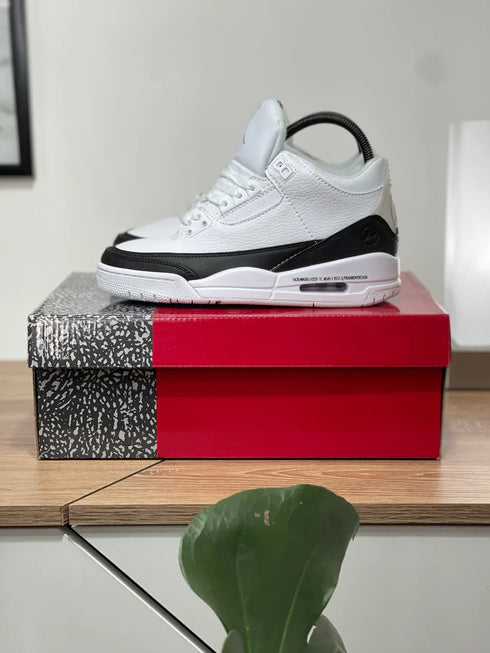 JORDAN R3 FRAGMENT WHITE
